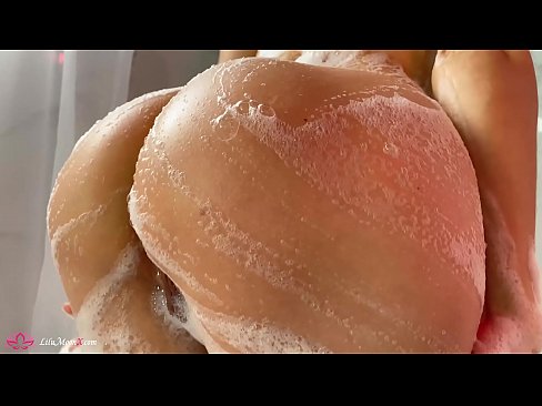 ❤️ Brunette masturboi pillua vibraattorilla intensiiviseen orgasmiin suihkussa ❤ Kova porno at fi.milfnut-net.ru